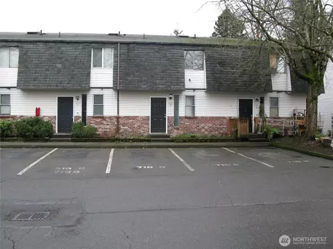 710 10th St Nw NE #D, Auburn, WA 98002