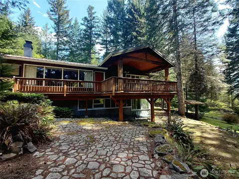 109 Francis St, Packwood, WA 98361