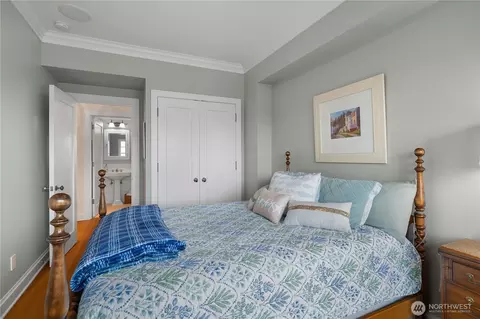 Bedroom - 7 E Myrtle Ln, Pacific Beach, WA 98571 photo 2 of 5