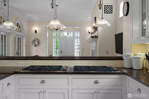 Kitchen - 7 E Myrtle Ln, Pacific Beach, WA 98571 photo 3 of 4