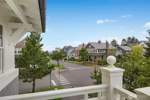 Exterior - 7 E Myrtle Ln, Pacific Beach, WA 98571 photo 4 of 5
