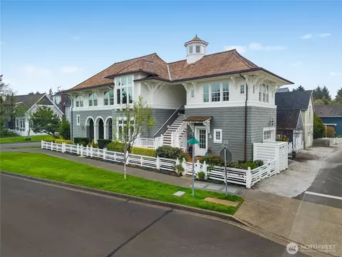 Exterior - 7 E Myrtle Ln, Pacific Beach, WA 98571 photo 5 of 5