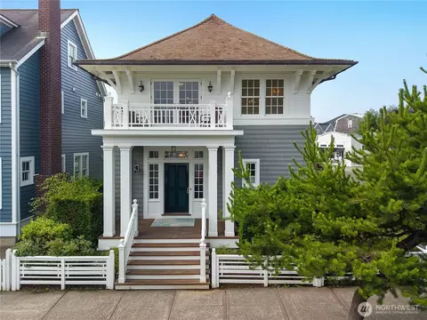 Exterior - 7 E Myrtle Ln, Pacific Beach, WA 98571 photo 2 of 5