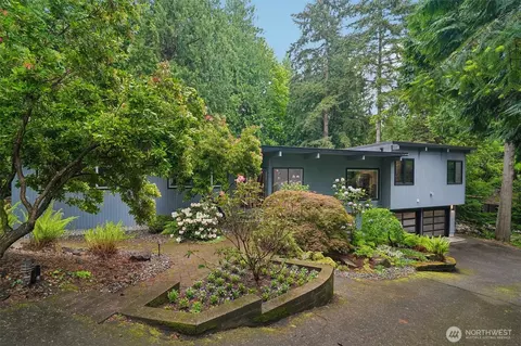 2646 109 Pl NE, Bellevue, WA 98004