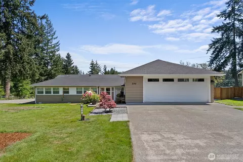 246 Kennicott Rd, Chehalis, WA 98532