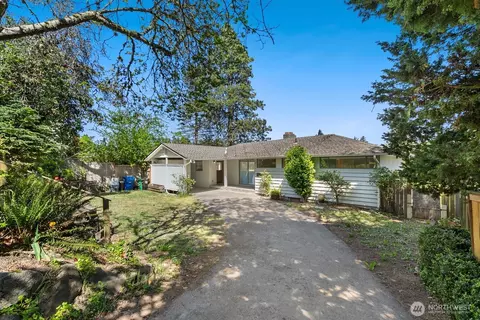 11218 35th Ave SW, Seattle, WA 98146