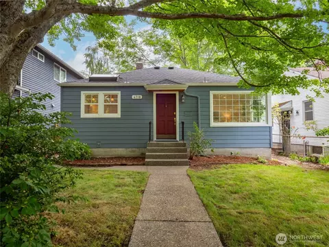 4718 49th Ave SW, Seattle, WA 98116