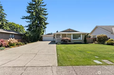 1611 E St, Lynden, WA 98264