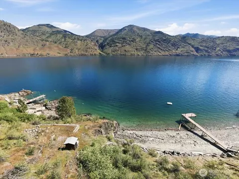 170 Hania Ln, Chelan, WA 98816