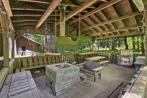 Exterior - 155 Bonell Rd, Randle, WA 98377 photo 9 of 10