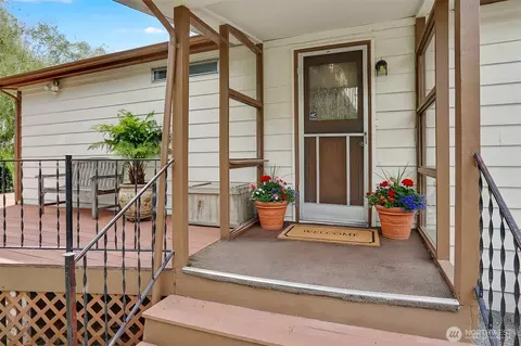 23809 Lake Dr E, Bothell, WA 98021 photo 23