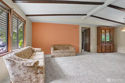23809 Lake Dr E, Bothell, WA 98021 photo 10