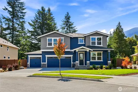 561 SE 12th Pl #21, North Bend, WA 98045