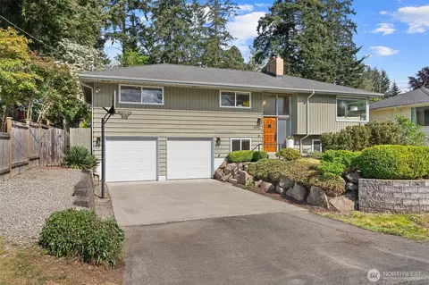 18012 1st Ave NW, Shoreline, WA 98177