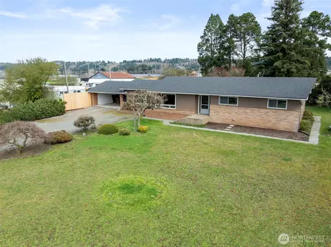 Exterior - 1553 Bishop Rd, Chehalis, WA 98532 photo 1 of 9