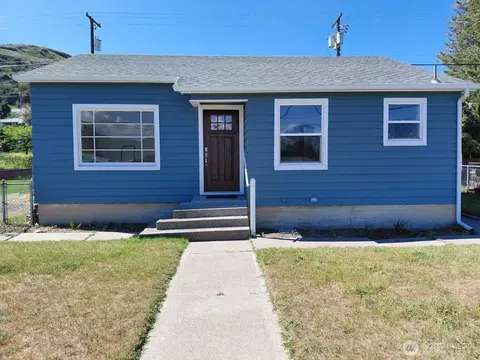 508 Roosevelt Dr, Grand Coulee, WA 99133