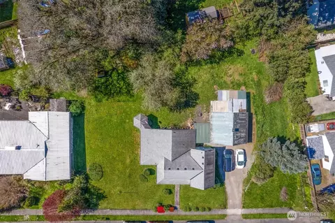 1039 Park St, Woodland, WA 98674