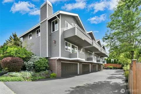 Exterior - 520 Walnut St #3, Edmonds, WA 98020 photo 6 of 6