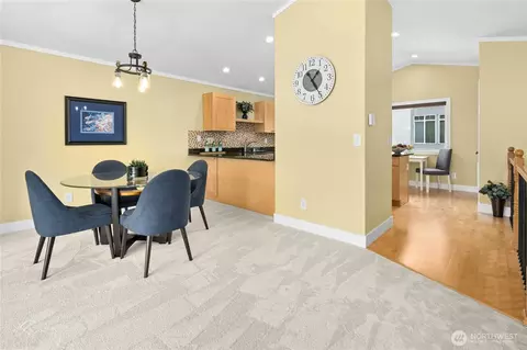 Dining - 520 Walnut St #3, Edmonds, WA 98020 photo 1 of 2