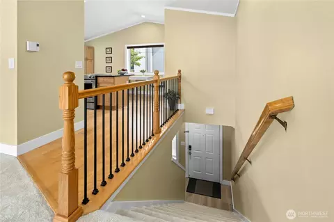 Entry Way - 520 Walnut St #3, Edmonds, WA 98020 photo 3 of 3