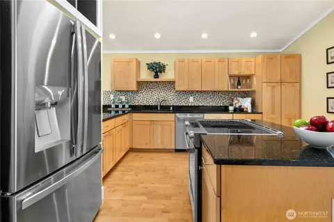 Kitchen - 520 Walnut St #3, Edmonds, WA 98020 photo 2 of 7