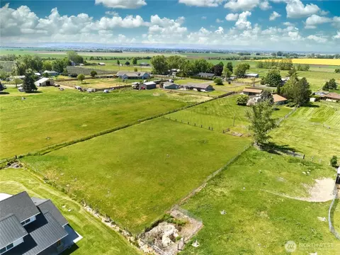 View/Area - 3321 Morrison Ln, Walla Walla, WA 99362 photo 4 of 6