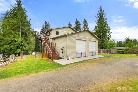 8178 Sandy Rd NE, Bremerton, WA 98311