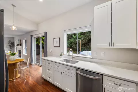 Kitchen - 14906 55th Dr SE, Everett, WA 98208 photo 2 of 2