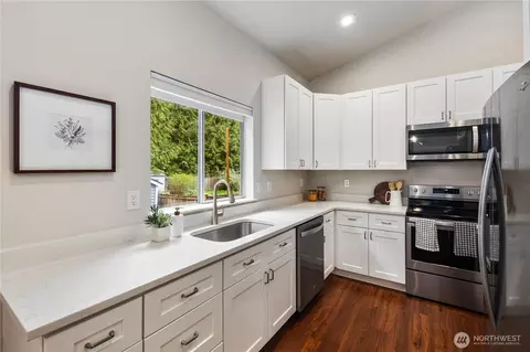 Kitchen - 14906 55th Dr SE, Everett, WA 98208 photo 1 of 2
