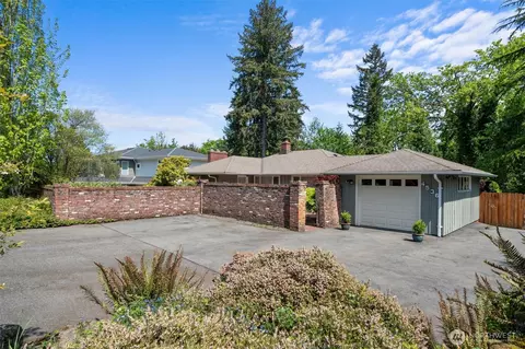 4536 119th Ave SE, Bellevue, WA 98006