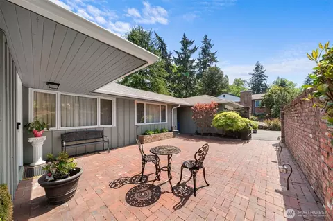 4536 119th Ave SE, Bellevue, WA 98006