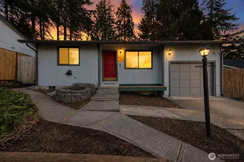 3701 Autumnwood Ct SE, Olympia, WA 98501