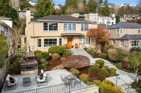 453 Mcgilvra Blvd E, Seattle, WA 98112