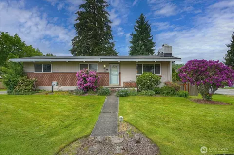 2132 Firland Dr, Puyallup, WA 98371