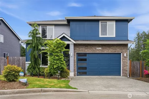 19217 8th Ave W, Lynnwood, WA 98036