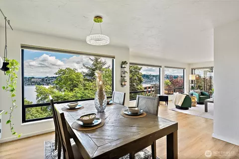 610 Wheeler St #301, Seattle, WA 98109