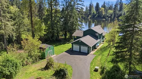 22312 W Lake Kayak Dr, Monroe, WA 98272