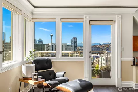 311 E Republican St #201, Seattle, WA 98102