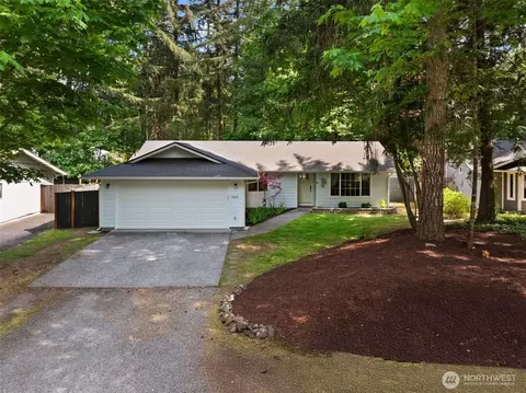 7409 Lucinda Ct SW, Olympia, WA 98512