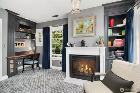 Other - 2833 10th Ave E, Seattle, WA 98102 photo 1 of 6