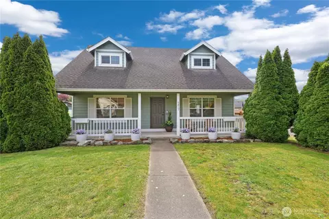 5417 156th Avenue Ct E, Sumner, WA 98390