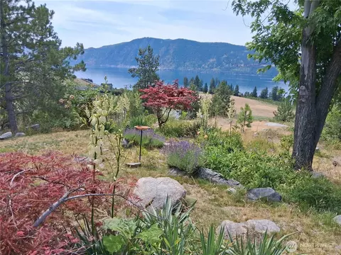 553 Summit Blvd, Manson, WA 98831