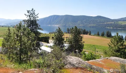 553 Summit Blvd, Manson, WA 98831