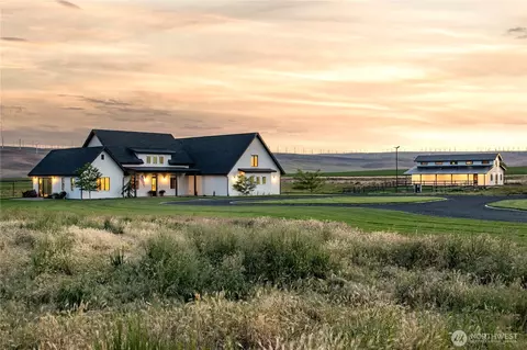 2617 Byrnes Rd, Touchet, WA 99360