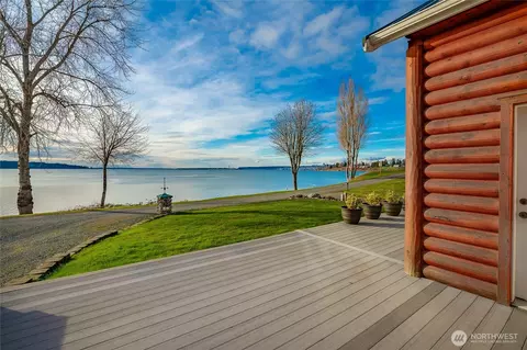 2176 Montfort Ave, Blaine, WA 98230