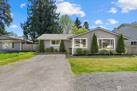 6004 99th St NE, Marysville, WA 98270