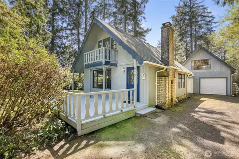 419 Draconis Ave SE, Ocean Shores, WA 98569