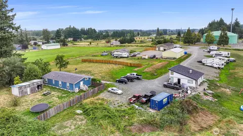 7245 Kickerville Rd, Ferndale, WA 98248