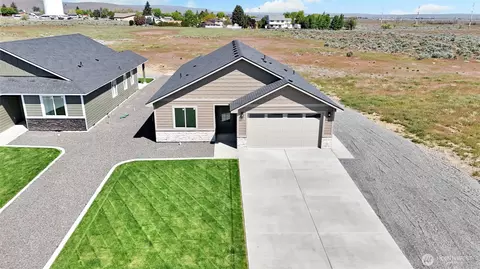 11 Parkside Loop SE, Ephrata, WA 98823