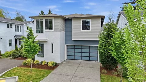 8215 NE 126th Dr, Kirkland, WA 98034